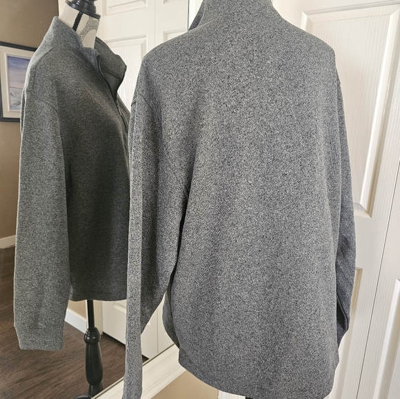 Old Navy Pullover with tags - Picture 3 of 3